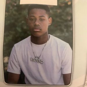 Meet your Posher, Robert